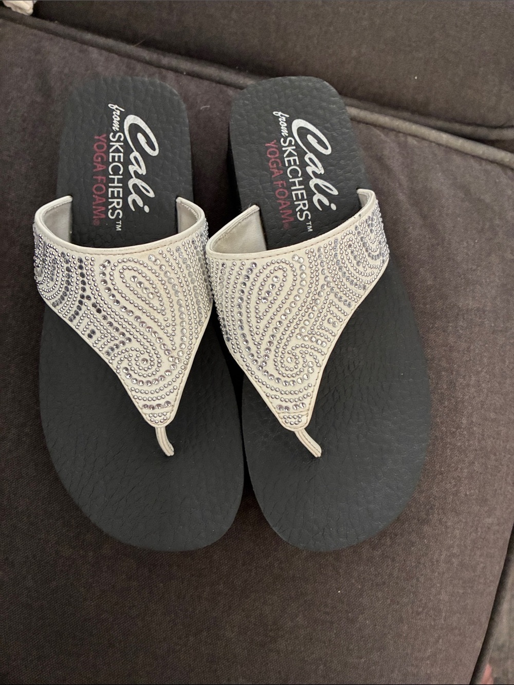 Skechers Black Footbed Silver Jeweled Thong Sandals